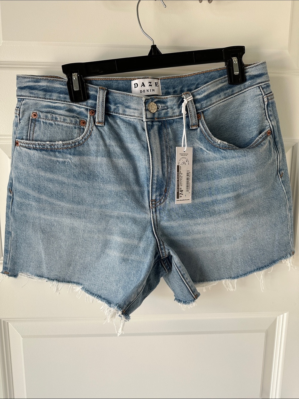 Daze Denim Light Blue Mid-Rise Loose Shorts, Size 28